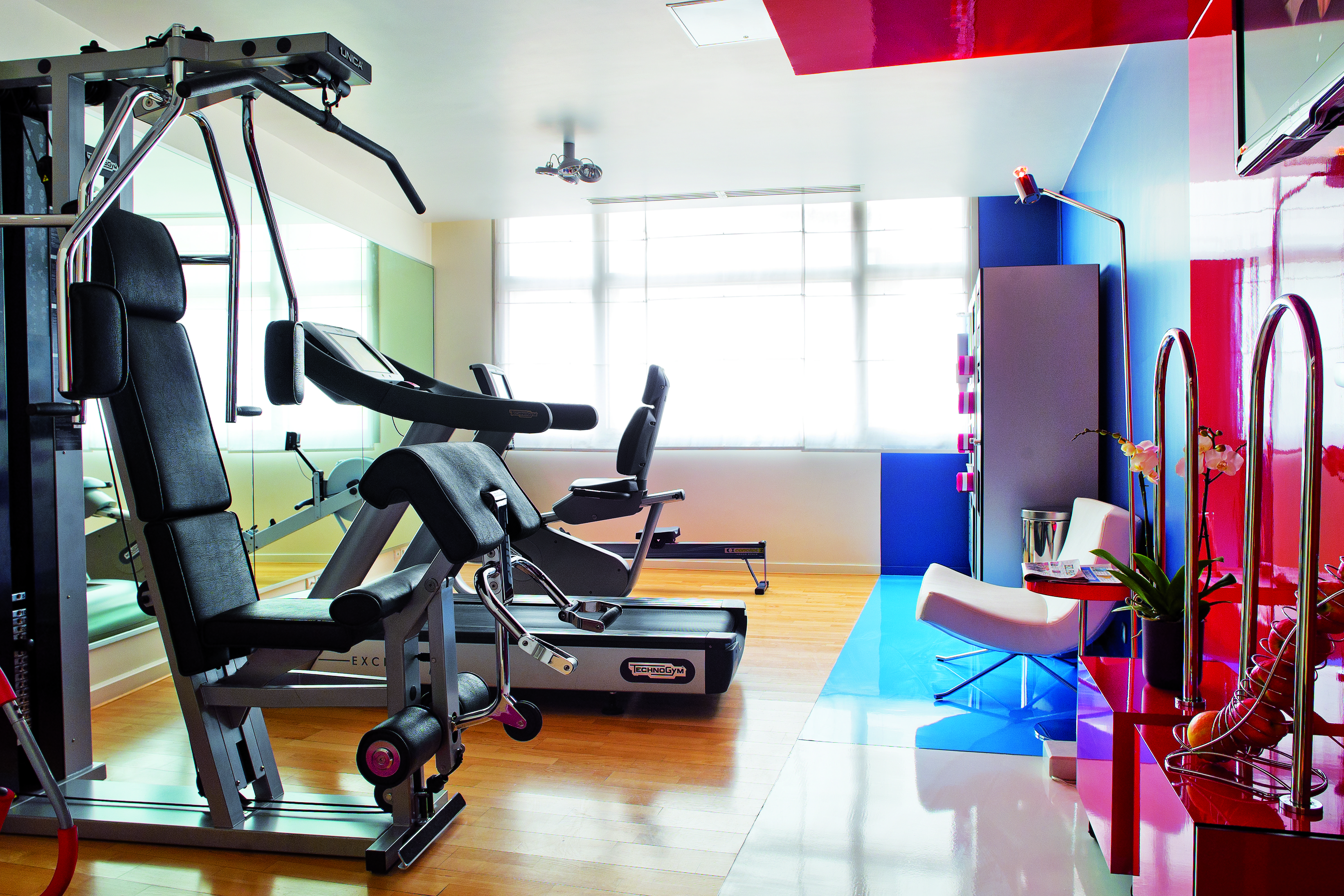 Nest Paris La Defense - Mgallery Puteaux Dış mekan fotoğraf A gym at a hotel