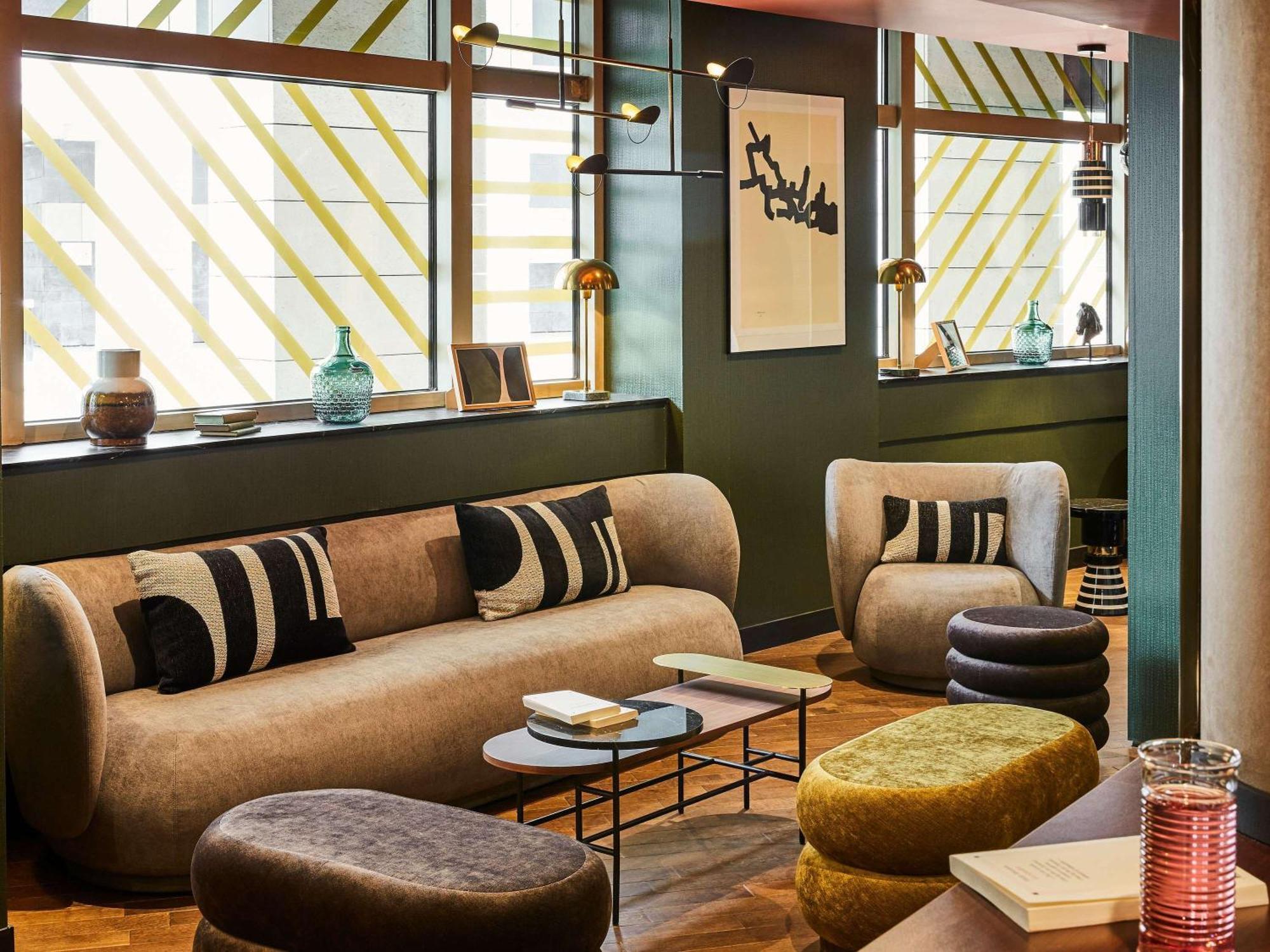 Nest Paris La Defense - Mgallery Puteaux Dış mekan fotoğraf The lounge at the hotel