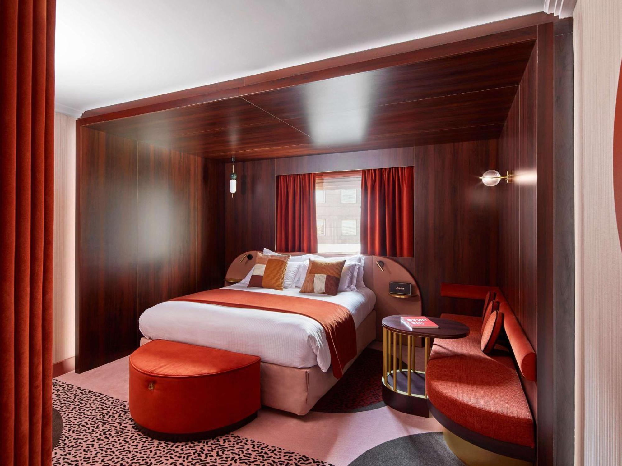 Nest Paris La Defense - Mgallery Puteaux Dış mekan fotoğraf A room at the hotel